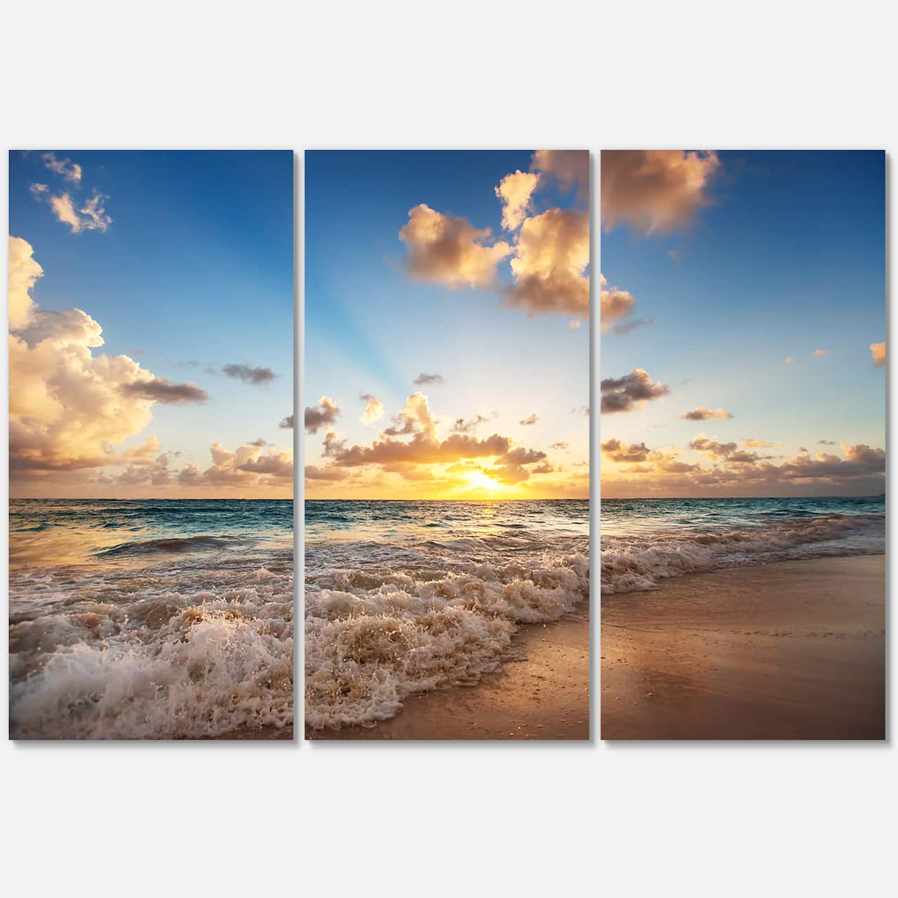 Designart - Sunrise on Beach of Caribbean Sea - Large Seashore Canvas Art Print